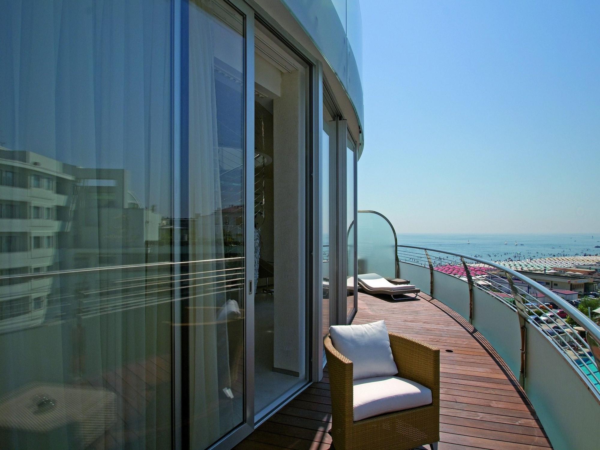 Hotel Waldorf- Premier Resort Milano Marittima Eksteriør billede