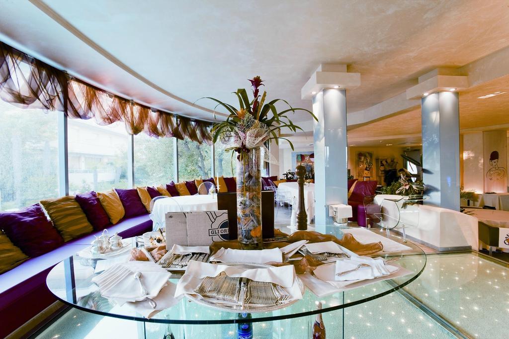 Hotel Waldorf- Premier Resort Milano Marittima Eksteriør billede